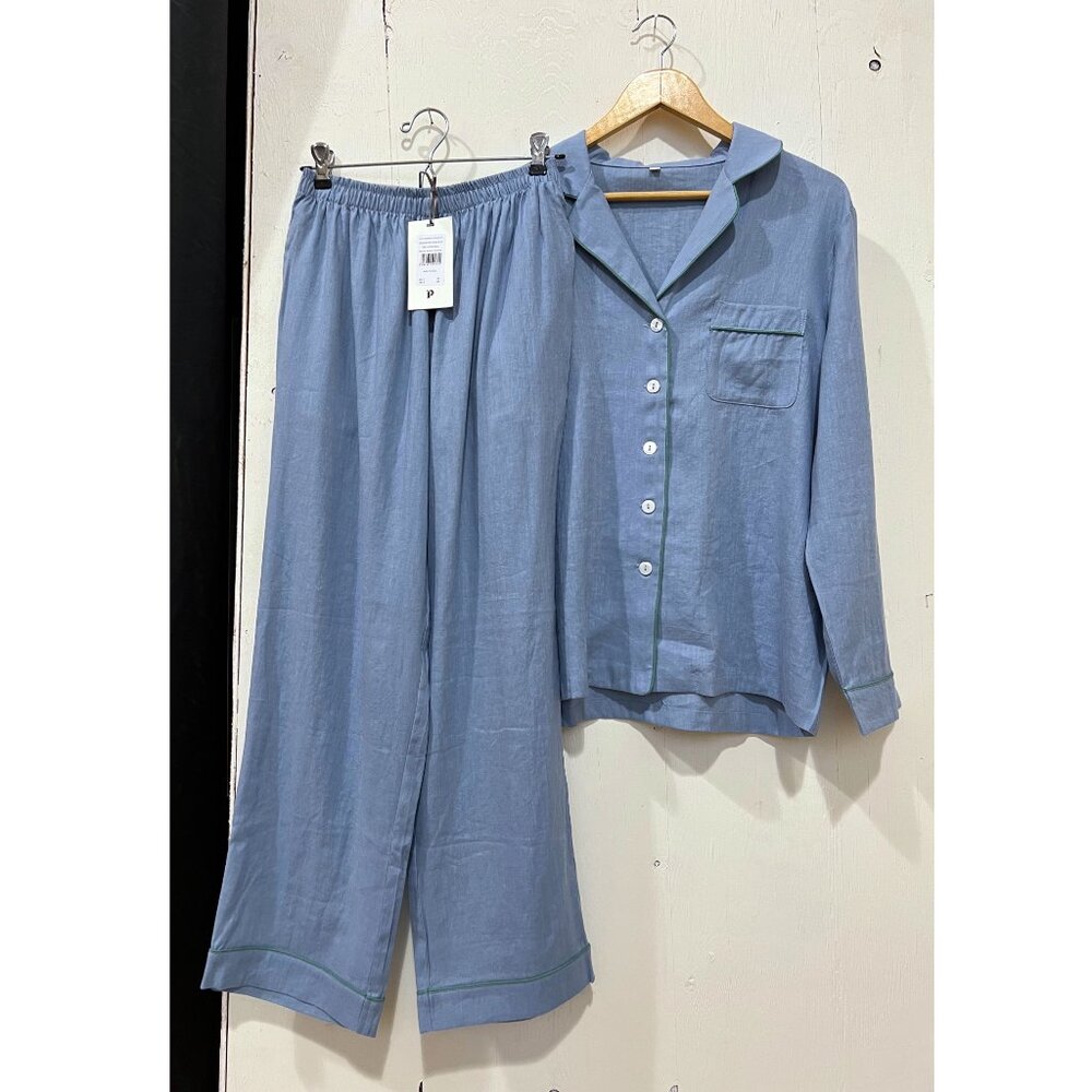 Piglet in Bed  Women’s PJ Trouser Set in Wave Blue NWT Size XS